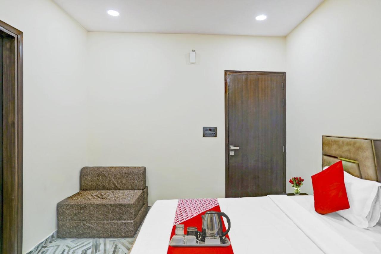 Hotel O Royal Lotus Stay Near Ip Extension Metro Station Nova Deli Exterior foto